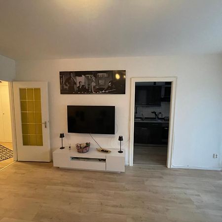 Gemuetliche, Moderne Wohnung Fuer 2-4 Personen Hamburg Dış mekan fotoğraf